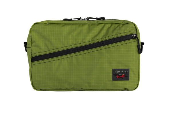A Packing Cube Shoulder Bag in Moss (green with light green grid) 210 Cerylon